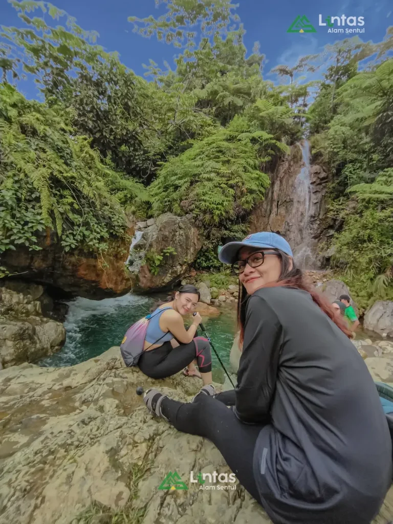 Butuh Guide Tracking Sentul? Dapatkan Harga Spesial Bulan Ini!.