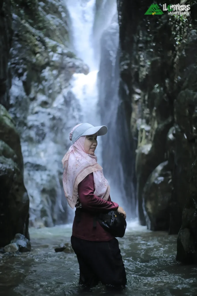 Kegiatan Hiking Bogor: Menyegarkan pikiran dan tubuh bugar