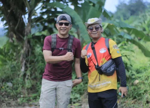 Jalur Trekking Bogor bisa untuk anak-anak hingga profesional