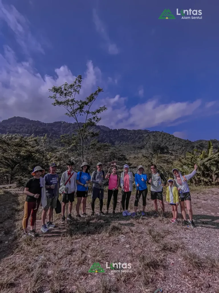 Harga Trekking Sentul menawarkan pengalaman alam yang seru dan terjangkau