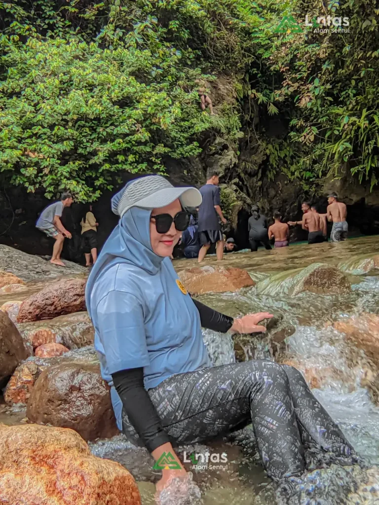 Hiking Sentul: petualangan alam yang mengasyikan dan ekonomis