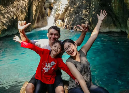 Bogor hiking menawarkan rute yang pas untuk pemula