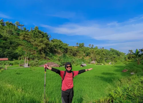 Refreshing akhir pekan yang sempurna adalah dengan memilih paket tracking di Sentul