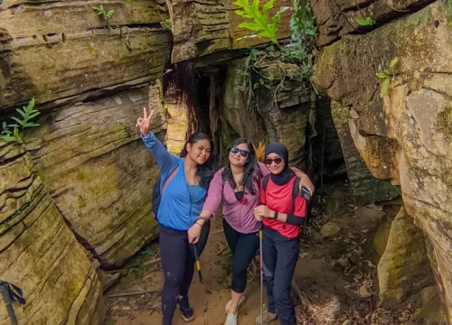 Liburan Seru di Bogor: Paket Hiking untuk Semua Orang