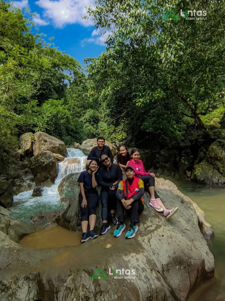 Cari Paket ekonomis Trekking di Bogor? Kami punya pilihan terbaik di Sini!