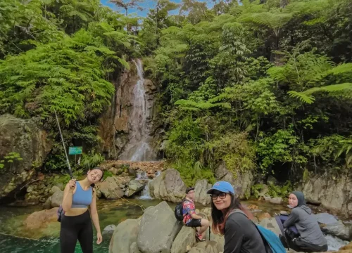 Bogor: Lokasi Tracking Paling Digemari dengan Rute Paling Indah