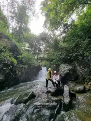 Kak Meiliyana Trekking Curug Putri Kencana (7)